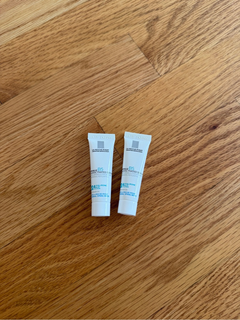 La Roche Posay hyalu B5 hyaluronic acid serum samples